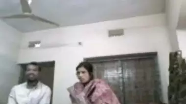 Bangladeshi school teacher first time hard fucked by servant MMS scandals